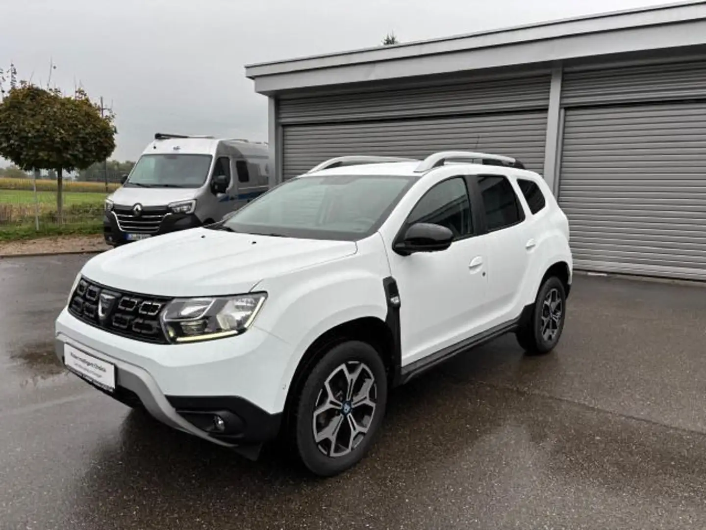 Dacia Duster II 1.3 TCe 130 Celebration Kamera, Sitzhe Weiß - 1