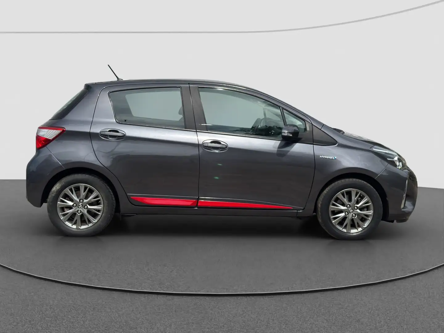 Toyota Yaris 1.5 Hybrid Design Red | Camera | Safety Sense Gris - 2