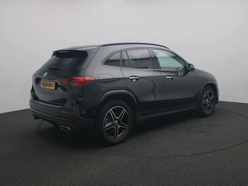 Mercedes-Benz GLA 250 e Star Edition AMG Line — photo 5