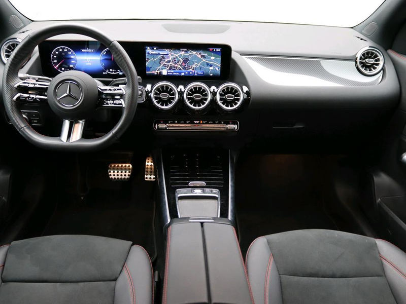 Mercedes-Benz GLA 250 e Star Edition AMG Line — photo 2