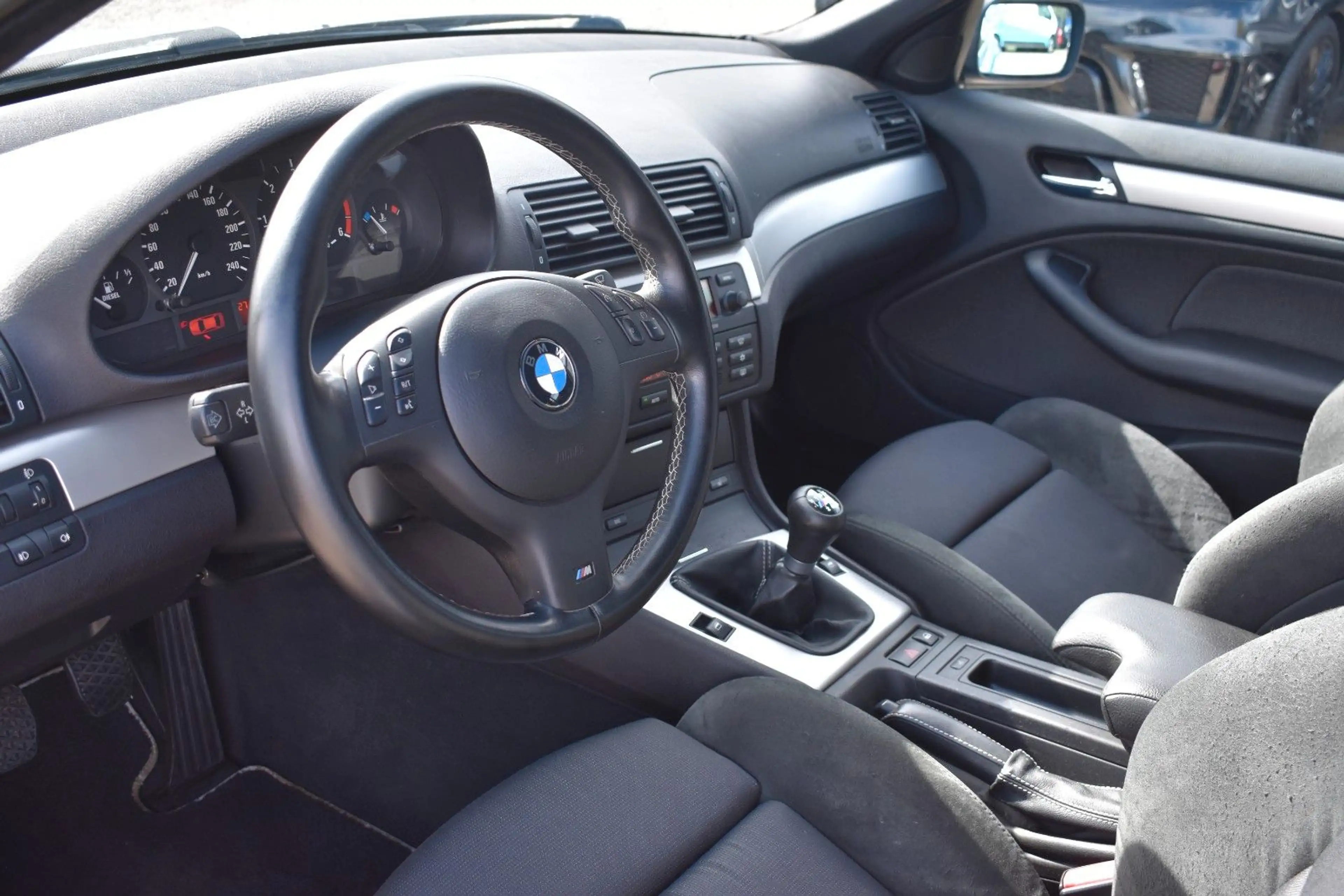 BMW 320 d touring Edition 33/M Paket/SHZ/KLIMA/SHADOW — photo 8