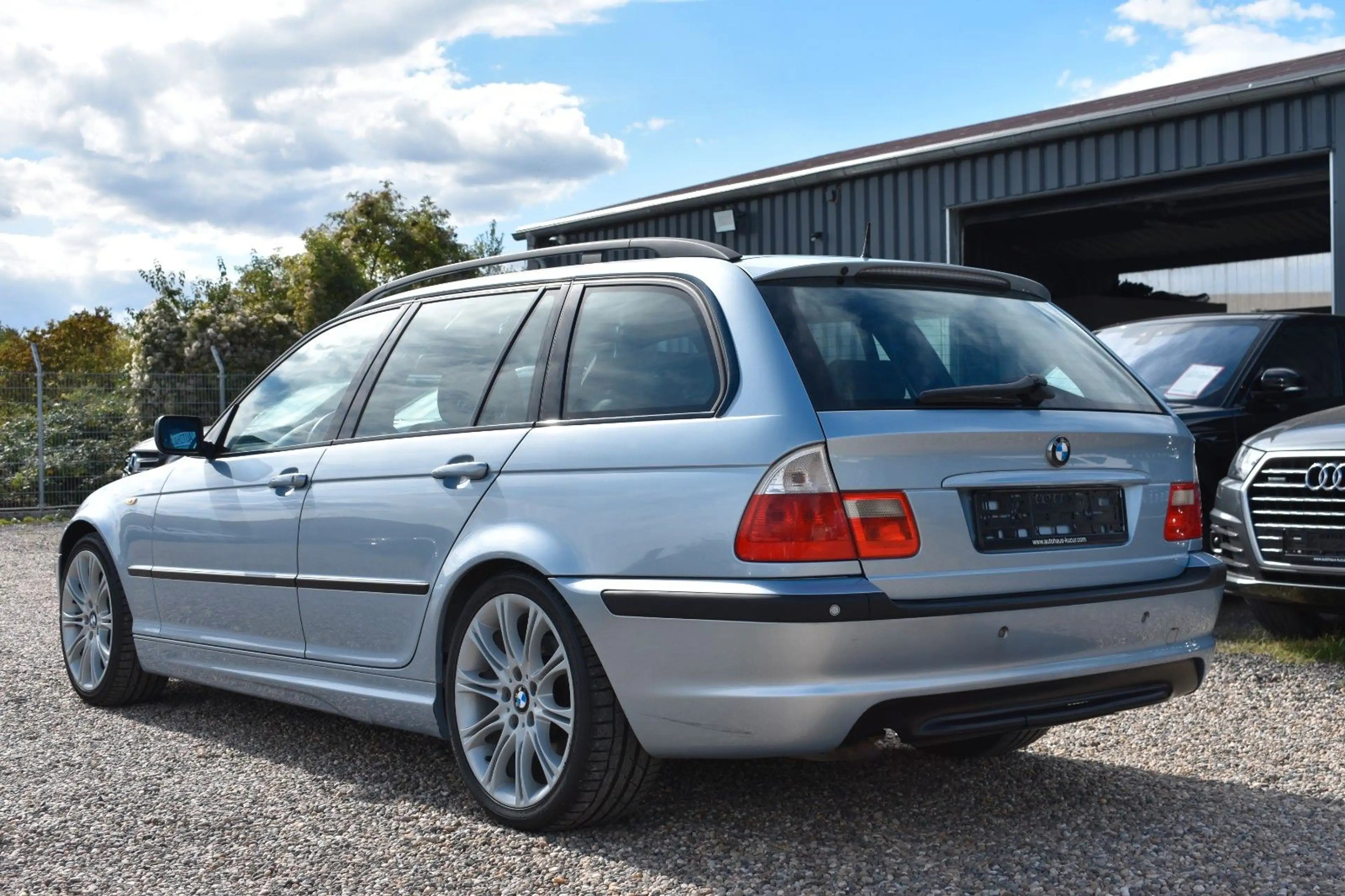 BMW 320 d touring Edition 33/M Paket/SHZ/KLIMA/SHADOW — photo 4