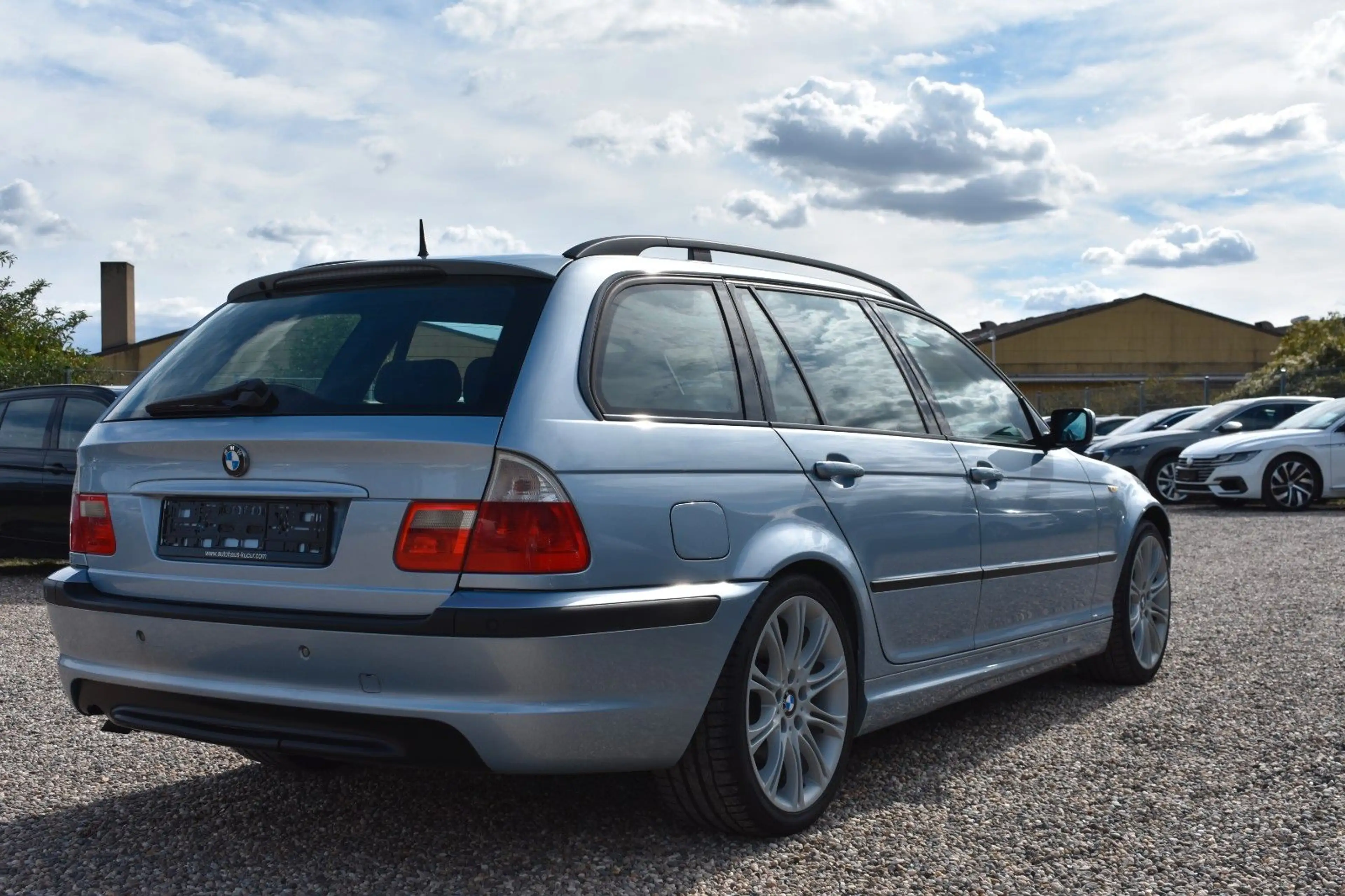 BMW 320 d touring Edition 33/M Paket/SHZ/KLIMA/SHADOW — photo 3