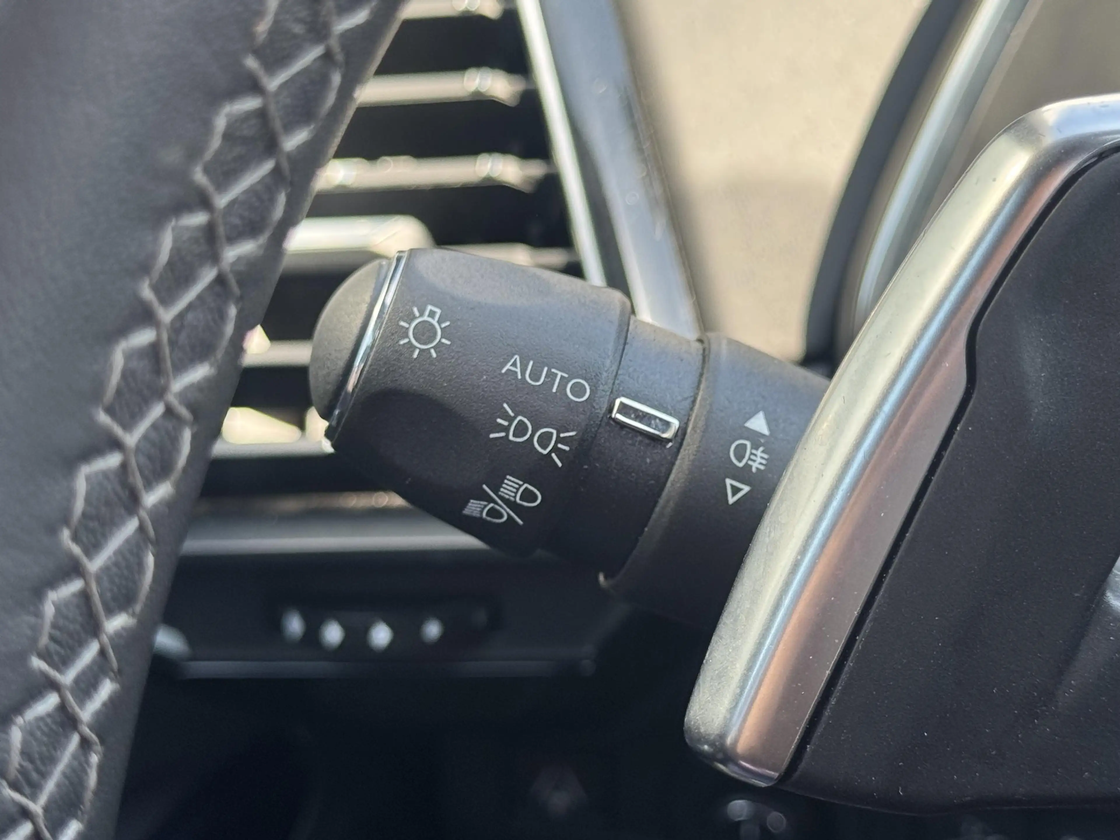 DS Automobiles DS 7 E-Tense 300 4x4 Performance Line — photo 23