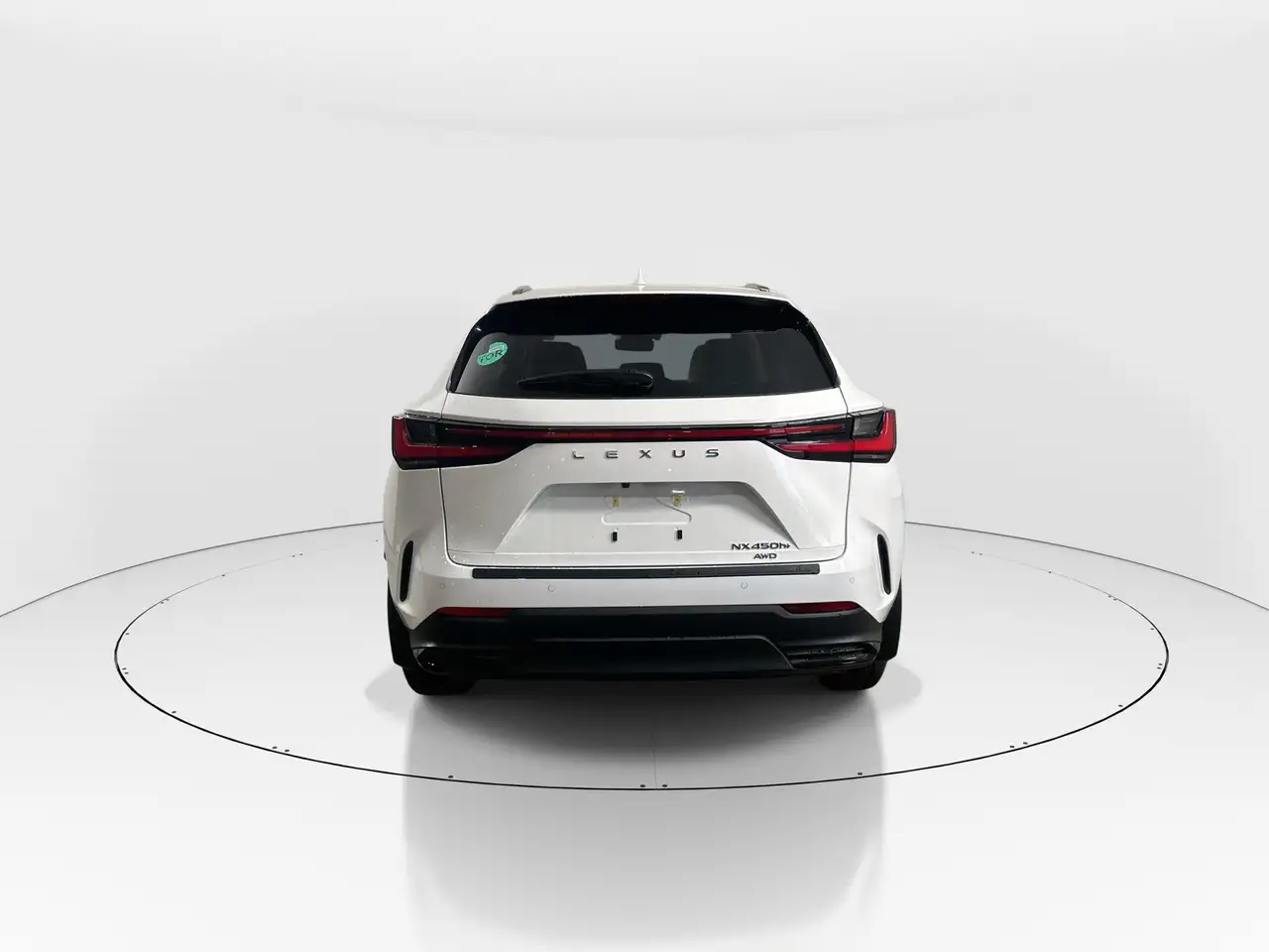 Lexus NX снимка Lexus NX