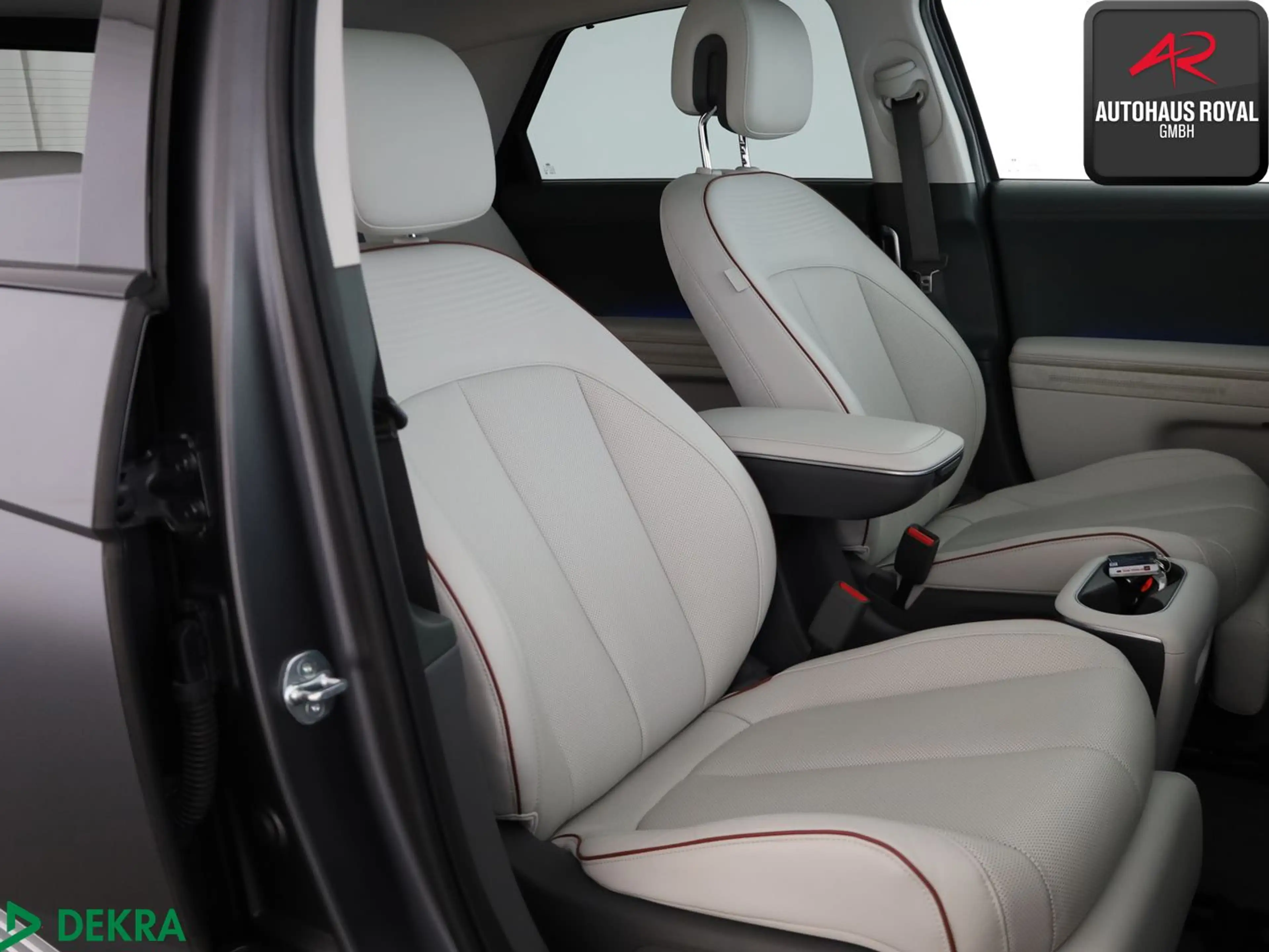 Hyundai IONIQ 5 Uniq ELEKTRO 77,4 kWh 4WD PANO,WÄPU,HUD — photo 11