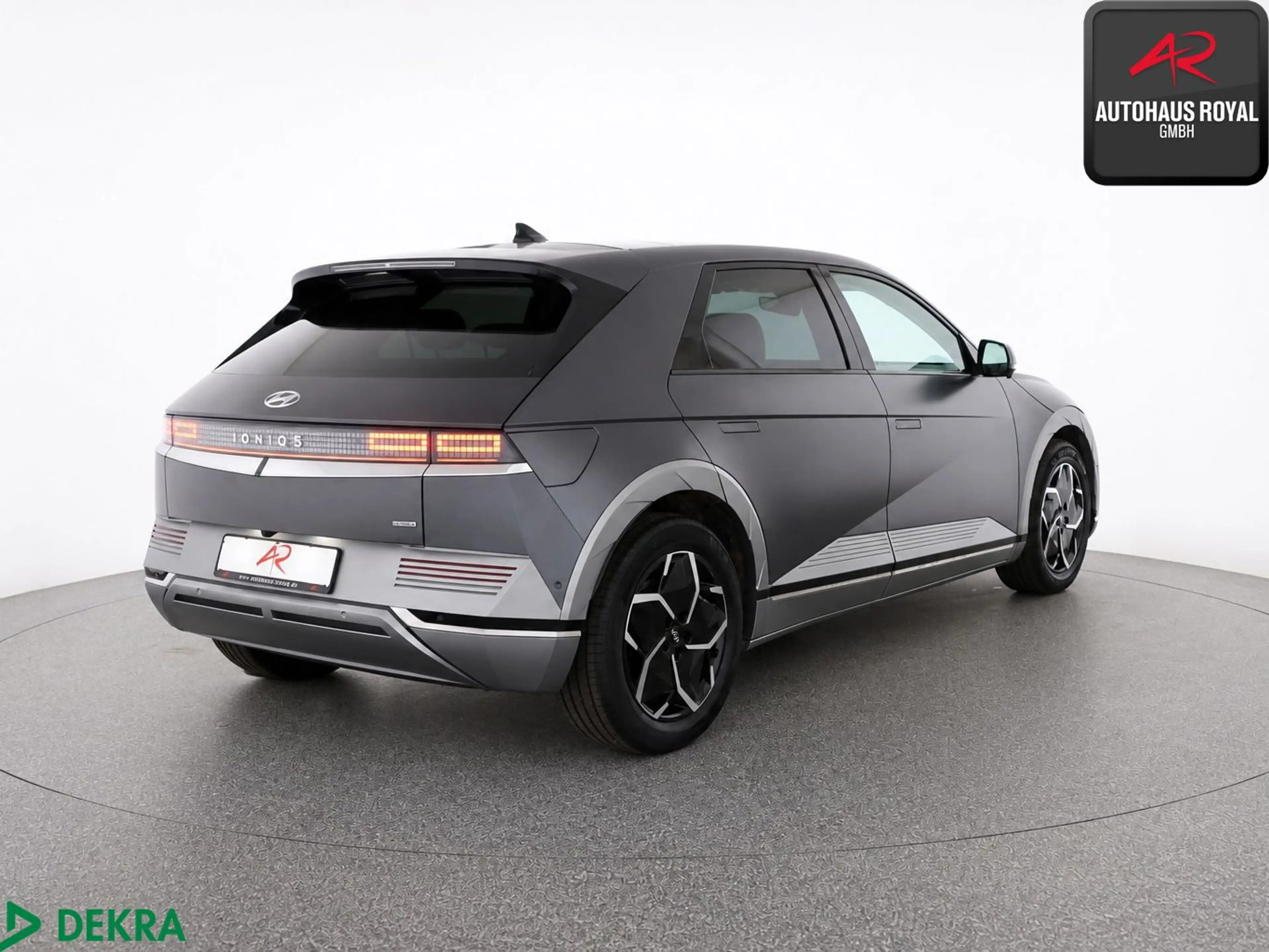 Hyundai IONIQ 5 Uniq ELEKTRO 77,4 kWh 4WD PANO,WÄPU,HUD — photo 5