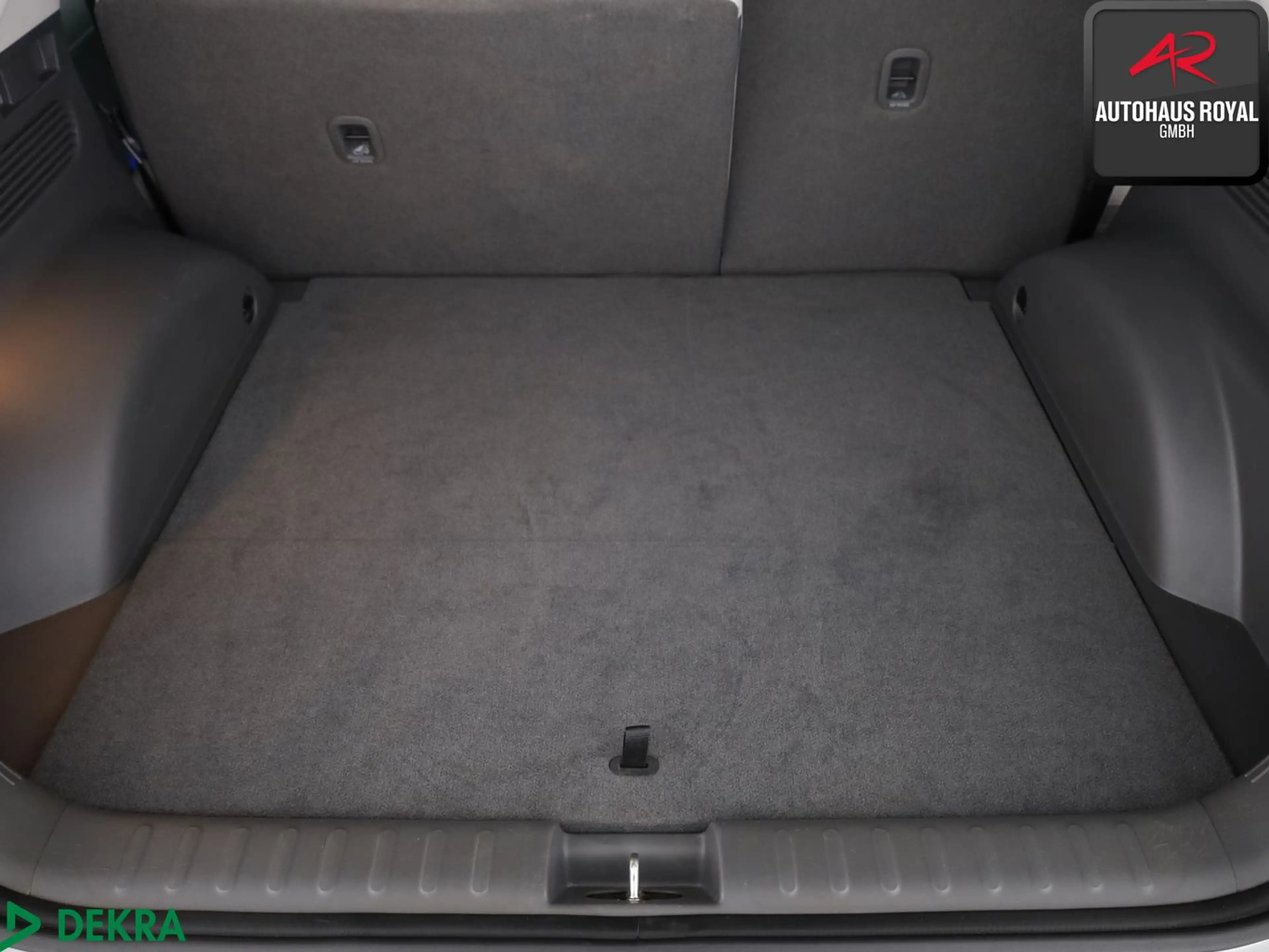 Hyundai IONIQ 5 Uniq ELEKTRO 77,4 kWh 4WD PANO,WÄPU,HUD — photo 13