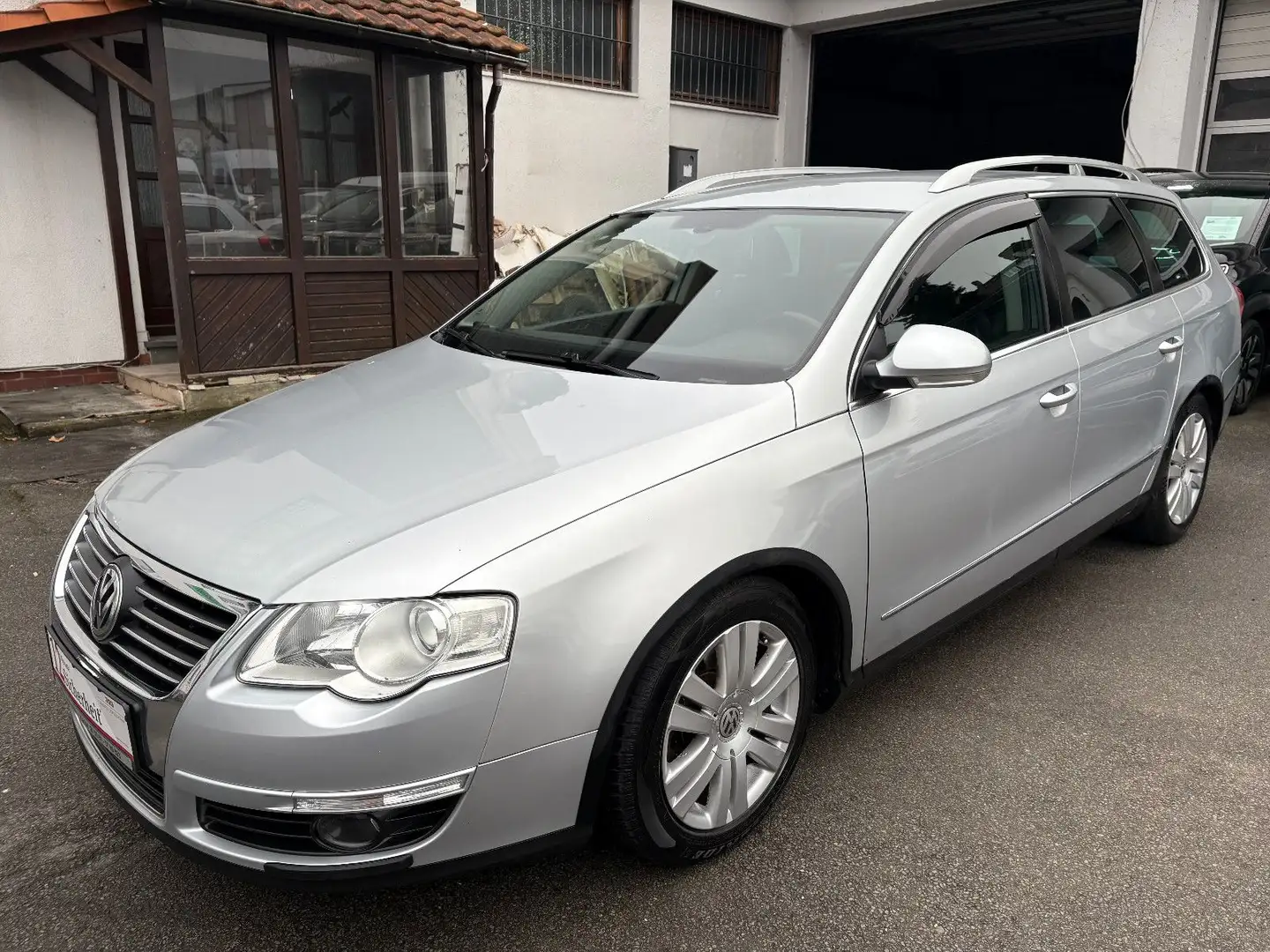 Volkswagen Passat Variant Passat 2.0 TDI Variant Highline - LEDER AHK PDC Silber - 1