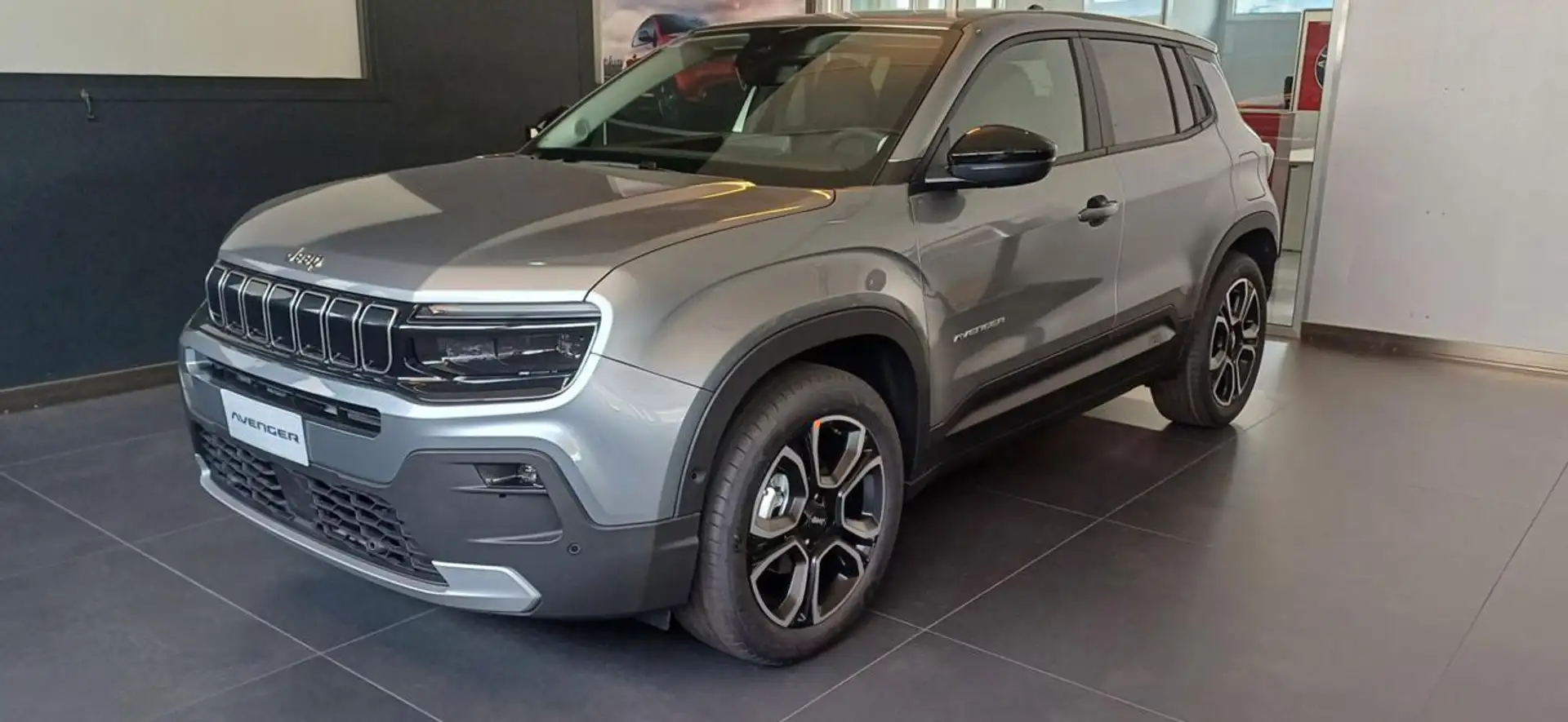 Jeep Avenger 1.2 Turbo MHEV Summit MY25 Grijs - 1