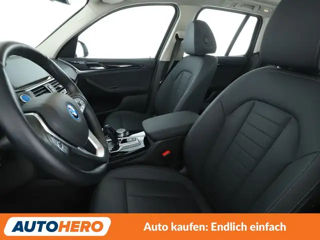 BMW Ix3 view 10