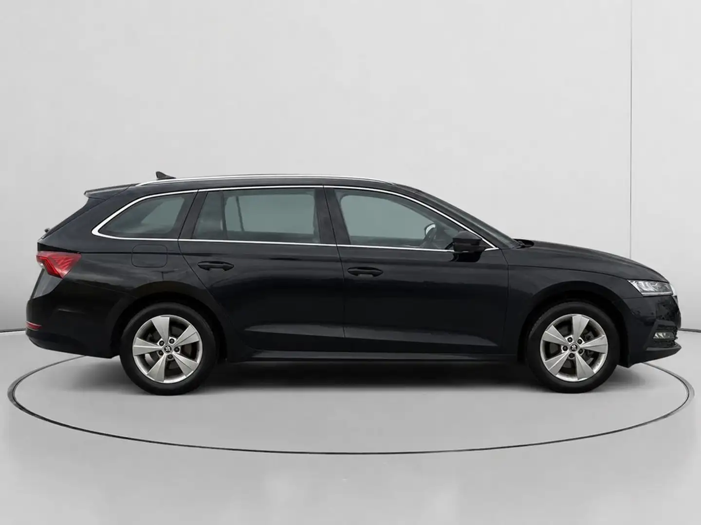 Skoda Octavia Combi 2.0TDI Ambition DSG 110kW Negro - 2