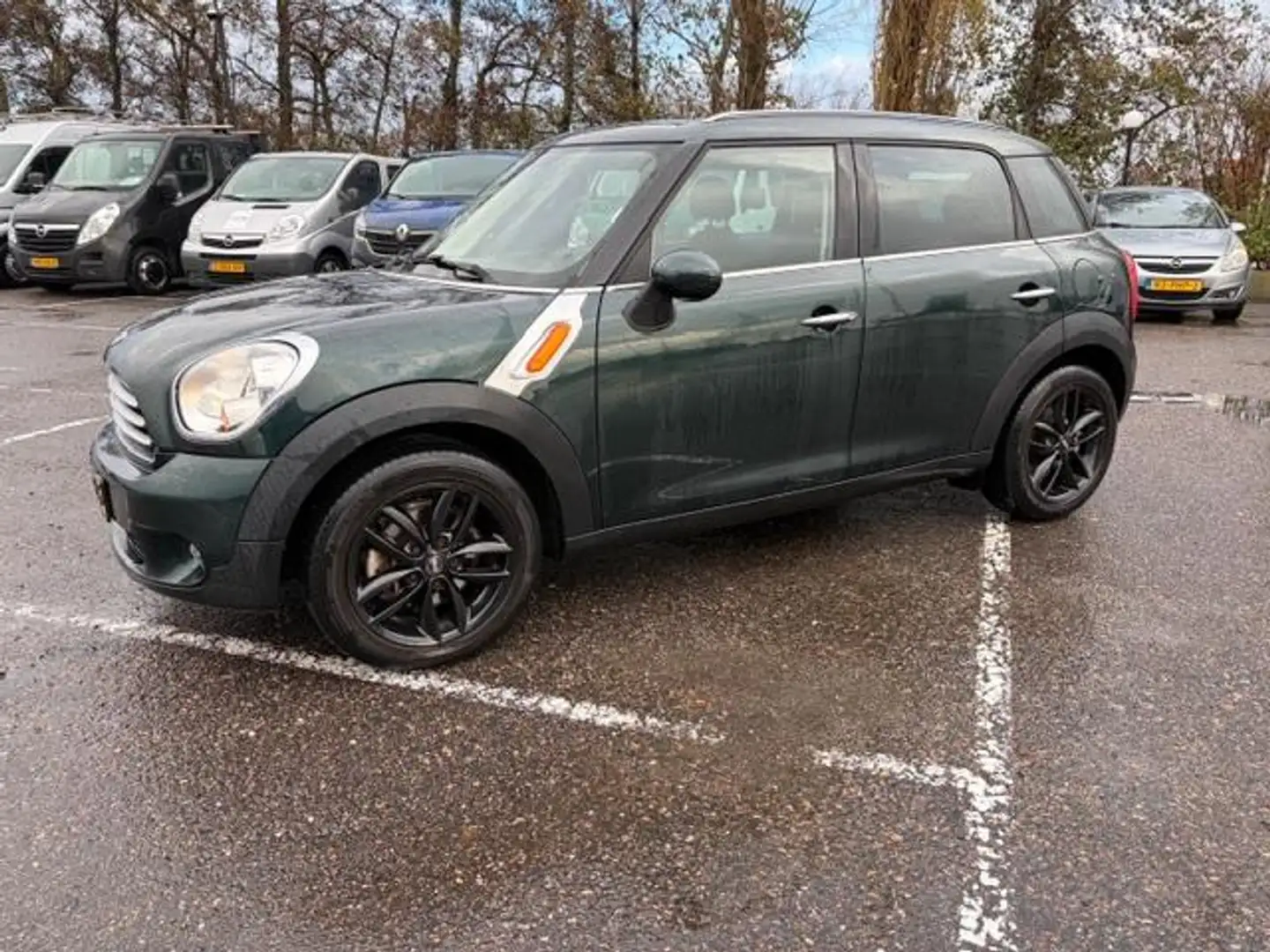 MINI Cooper Countryman Mini 1.6 Countryman Chili Groen - 1