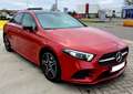 Mercedes-Benz A 200 AMG Line - Night Pack - Premium Plus Pack Rood - thumbnail 1