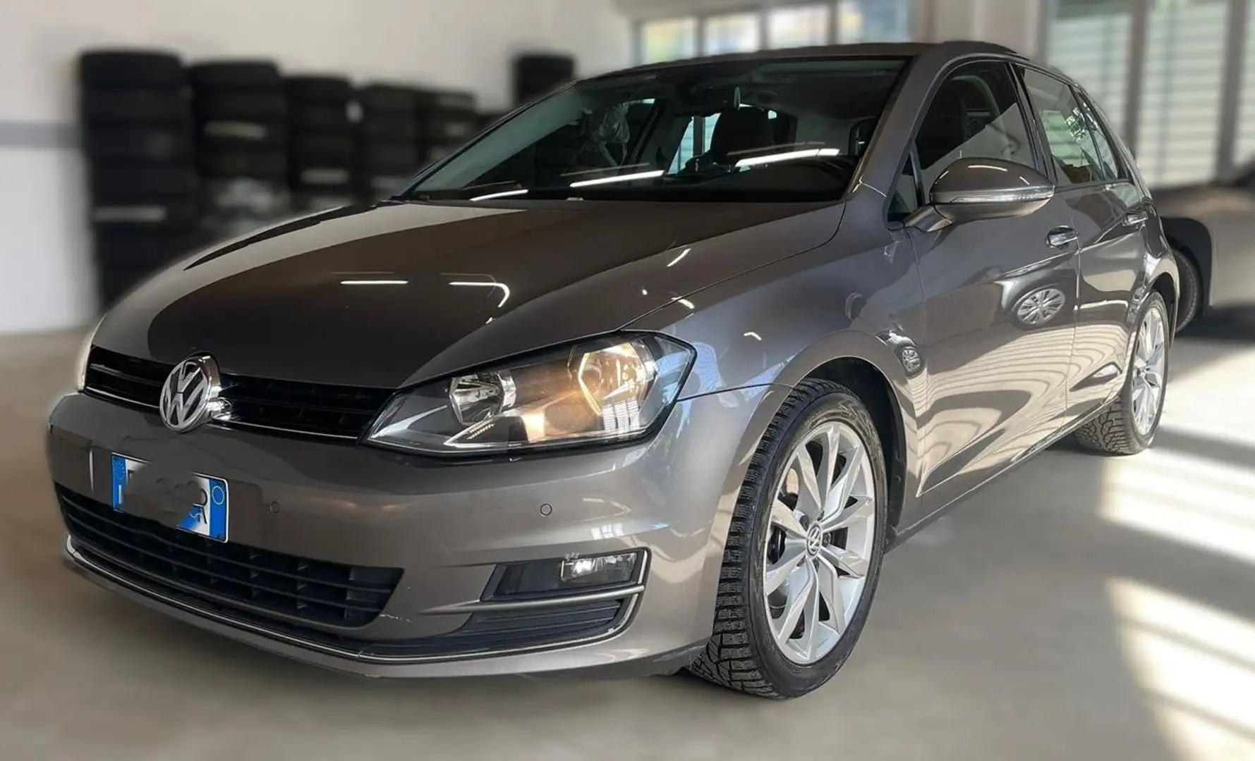 Volkswagen Golf 1.4 TSI 125 CV DSG 5p. Highline BlueMotion Technol Grigio - 1