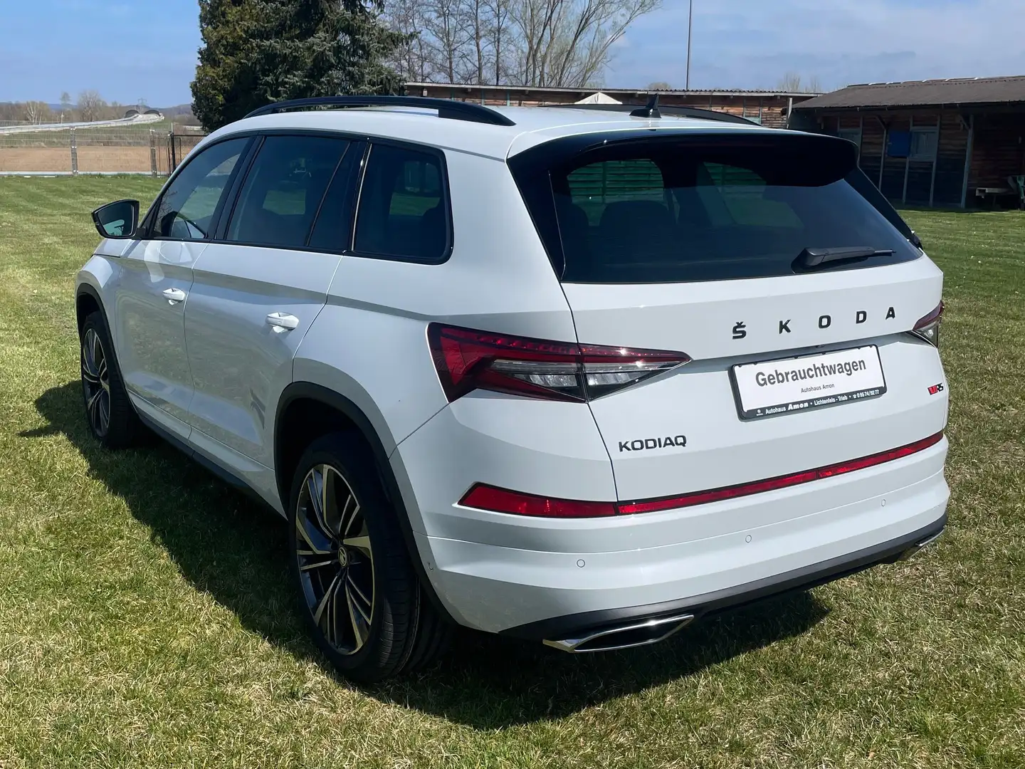 Skoda Kodiaq 2.0 TSI 4x4 DSG RS Weiß - 2