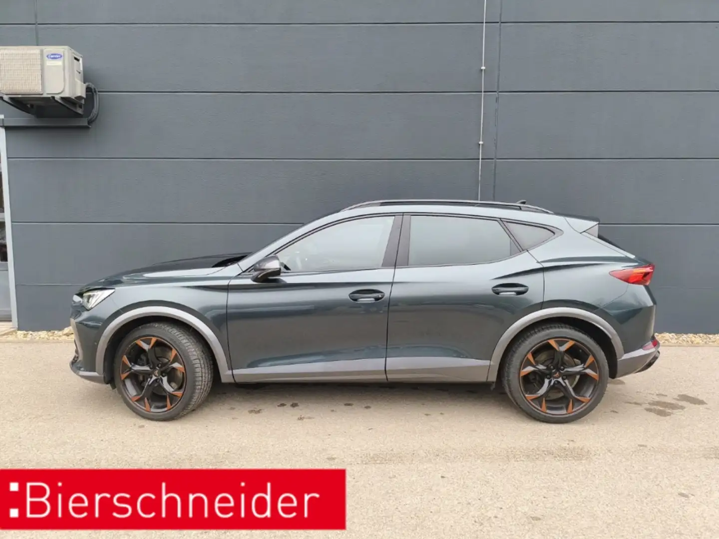 CUPRA Formentor 2.0 TSI DSG 4DRIVE VZ eSITZ BEATS NAVI Grün - 2