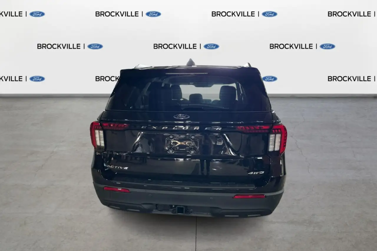 Ford Explorer photo Ford Explorer
