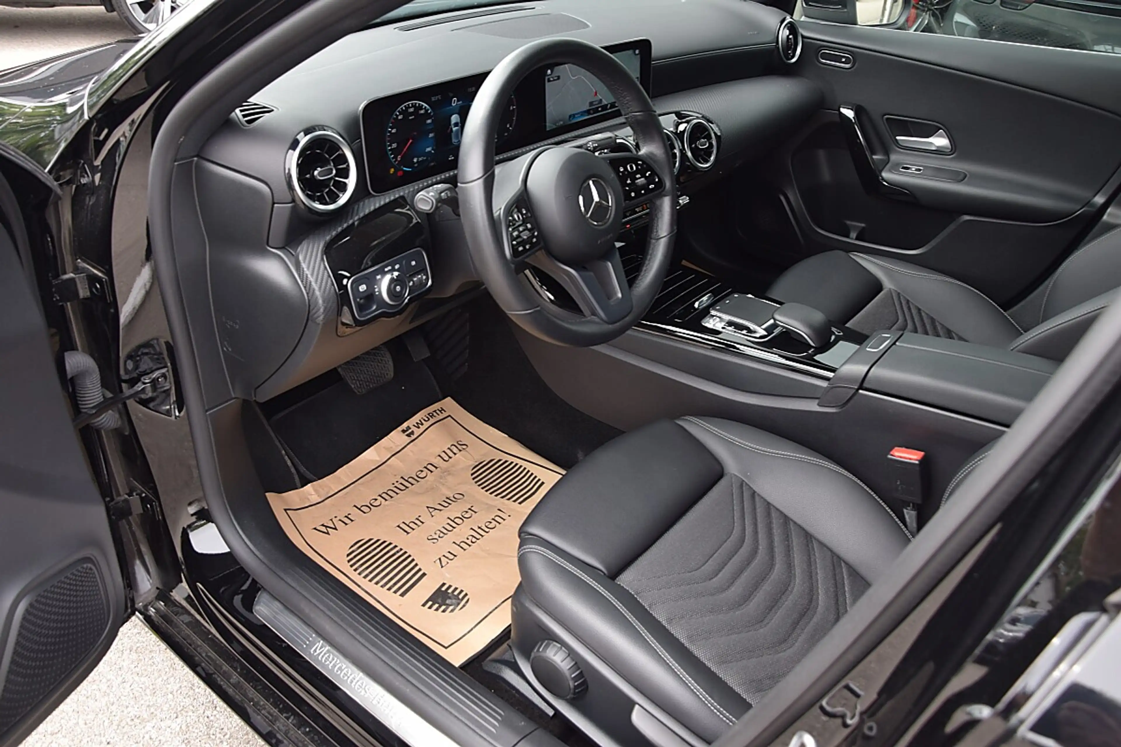 Mercedes-Benz A 180 d Style — photo 4