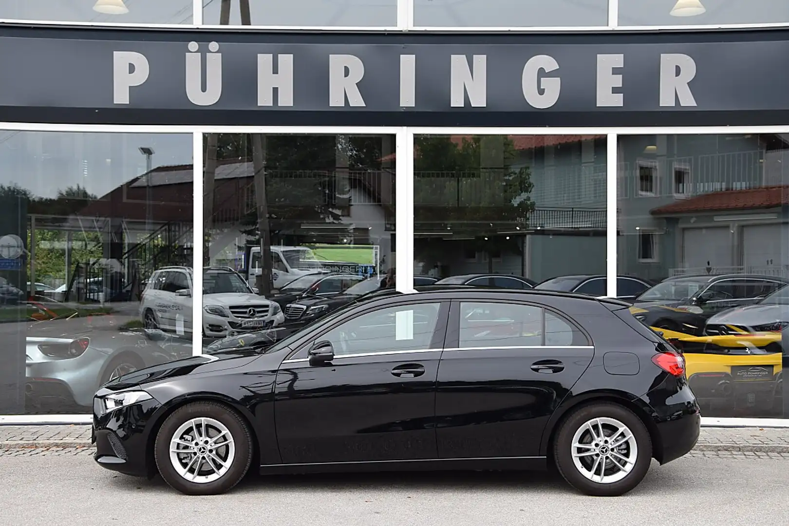 Mercedes-Benz A 180 d Style Schwarz - 1