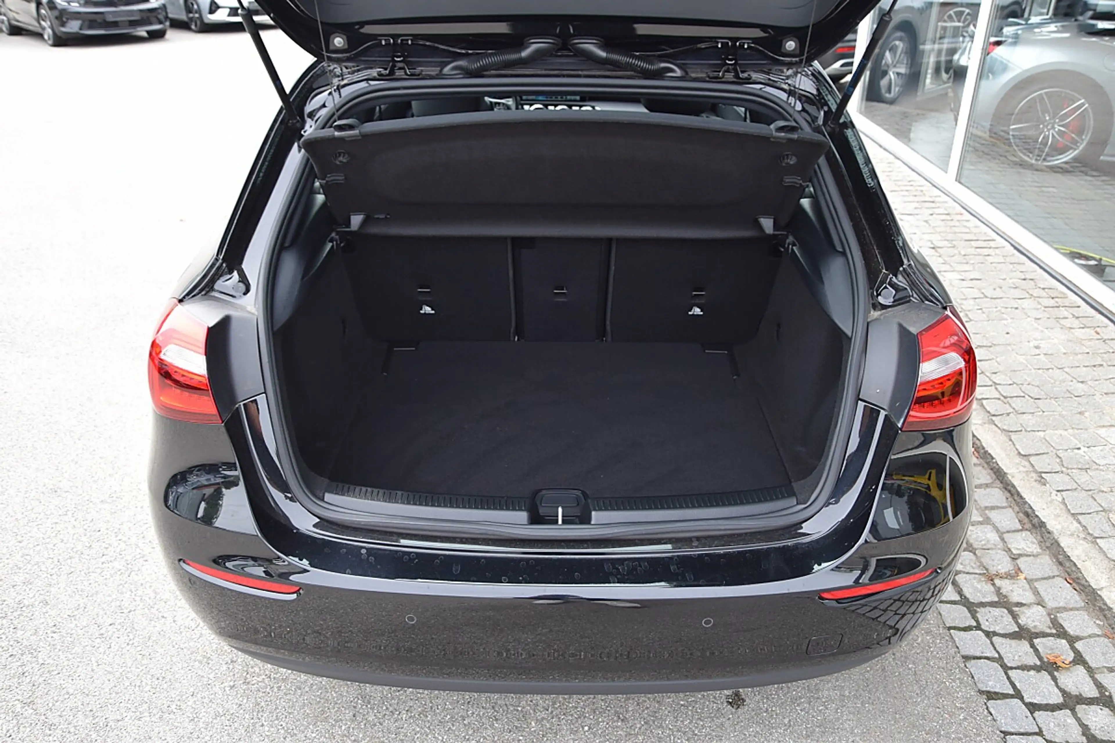 Mercedes-Benz A 180 d Style — photo 15