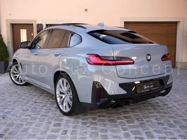 BMW X4 M view 4