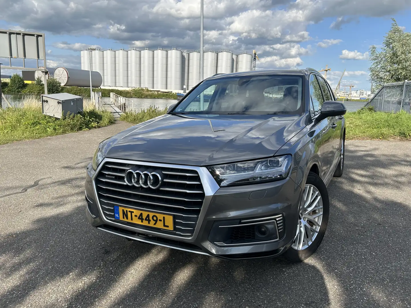 Audi Q7 3.0 TDI e-tron quattro Sport Zilver - 1