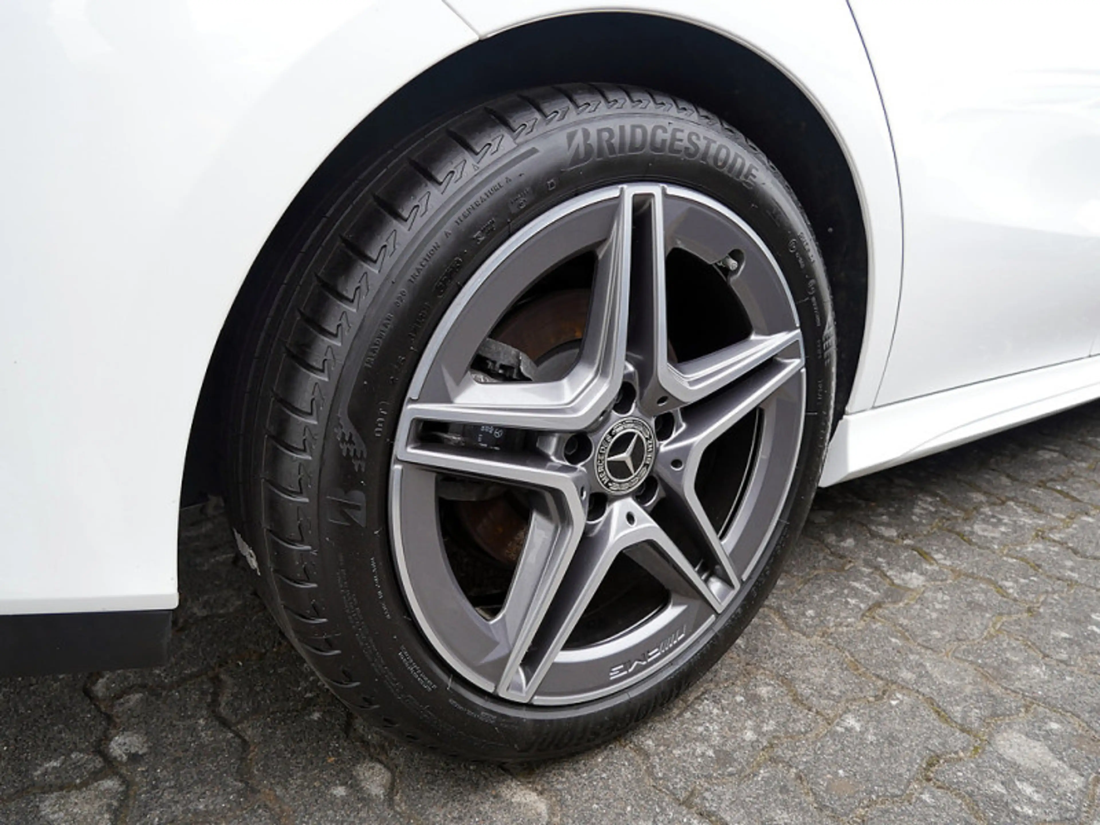 Mercedes-Benz CLA 220 d SB , AMG KAMERA SPUR PDC SHZ — photo 11