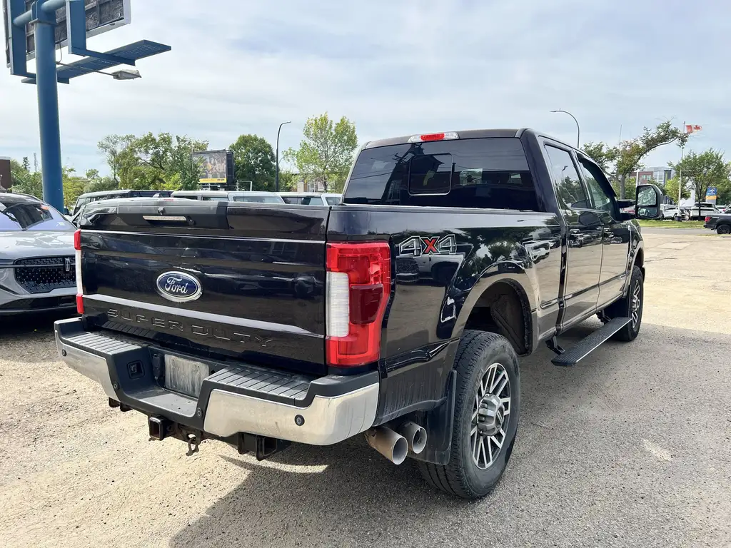 2019 Ford F-350 Super Duty Lariat Crew Cab 160 | Upfitter Switches | Climate — photo 8