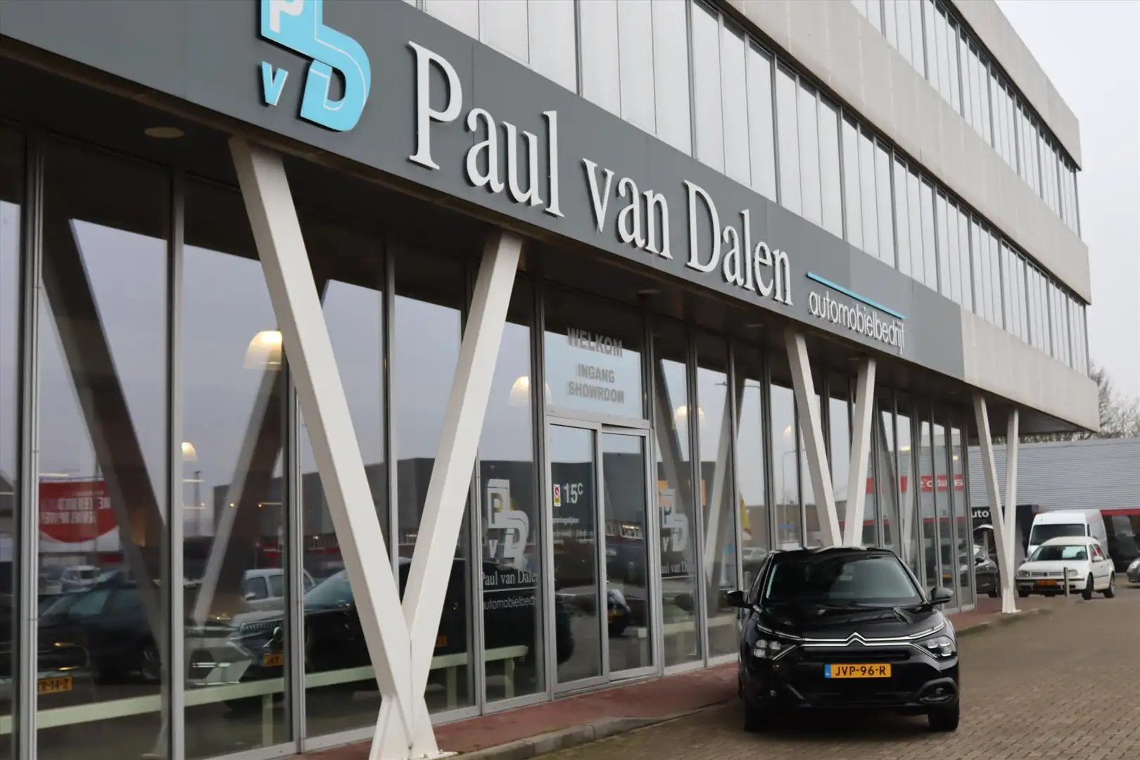 Citroen C4 1.2T 130PK FEEL Navi | Carplay | Camera | Clima | Noir - 2