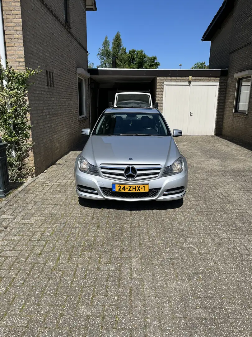 Mercedes-Benz C 180 BnsCl. Avant. Gris - 2