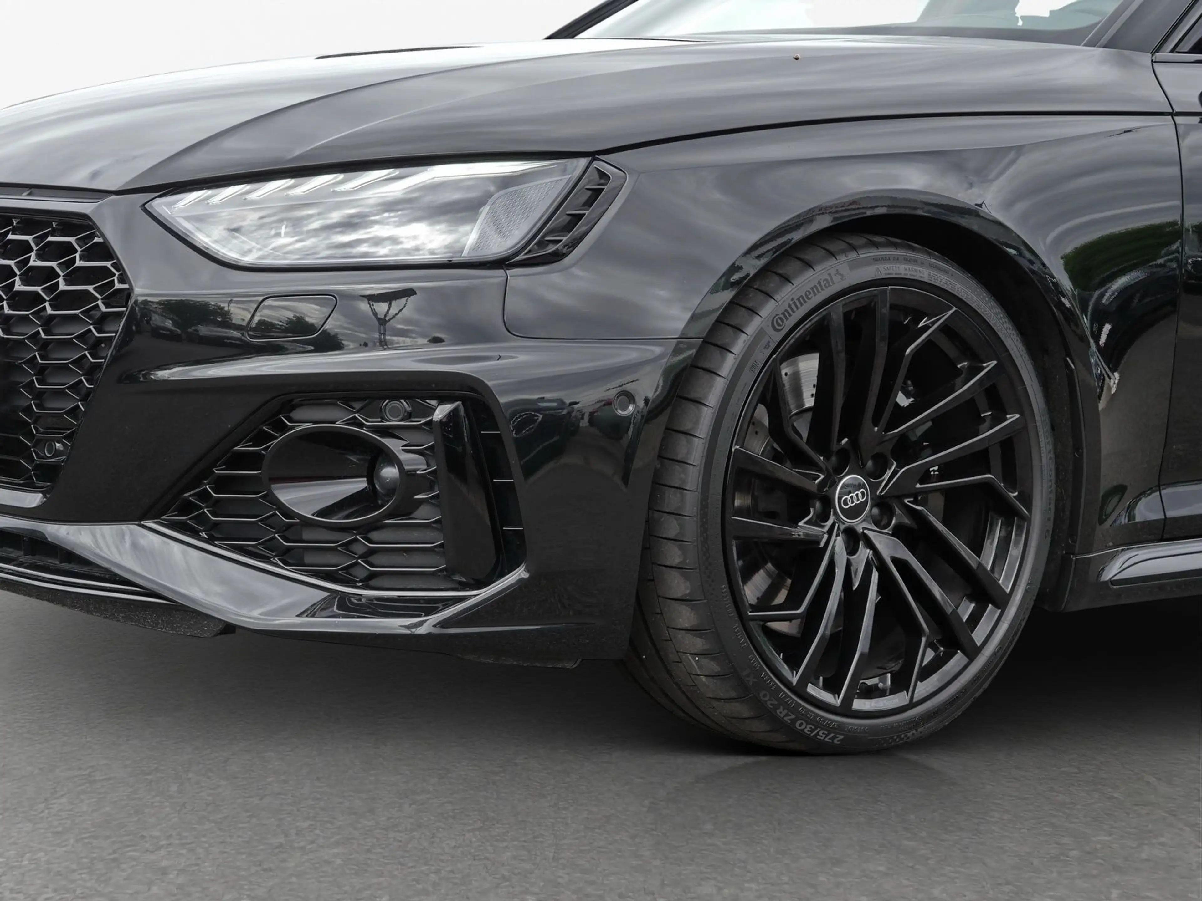 Audi RS4 quattro B&O*Schwarz*Pano*HuD*360° — photo 13