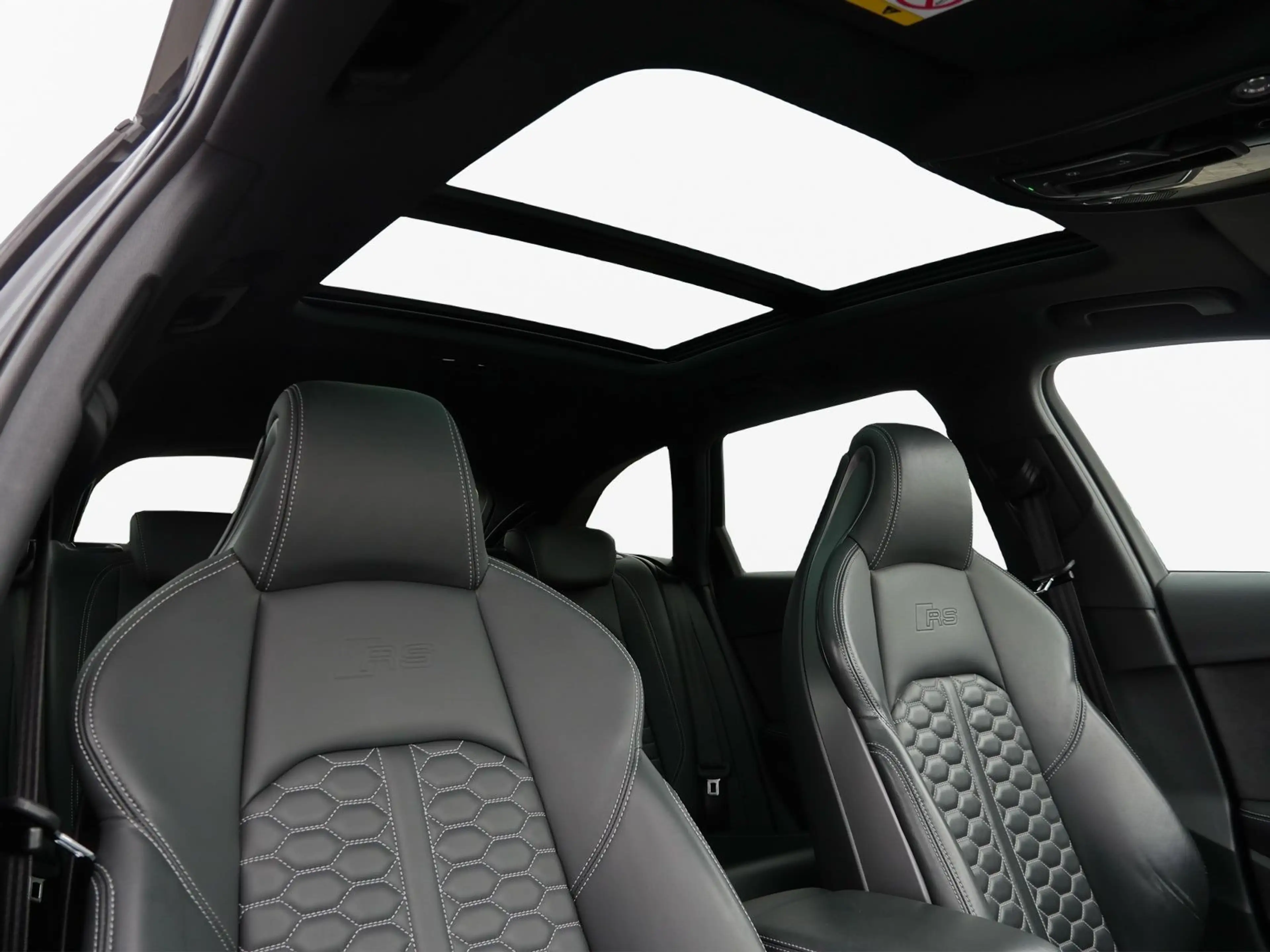 Audi RS4 quattro B&O*Schwarz*Pano*HuD*360° — photo 10