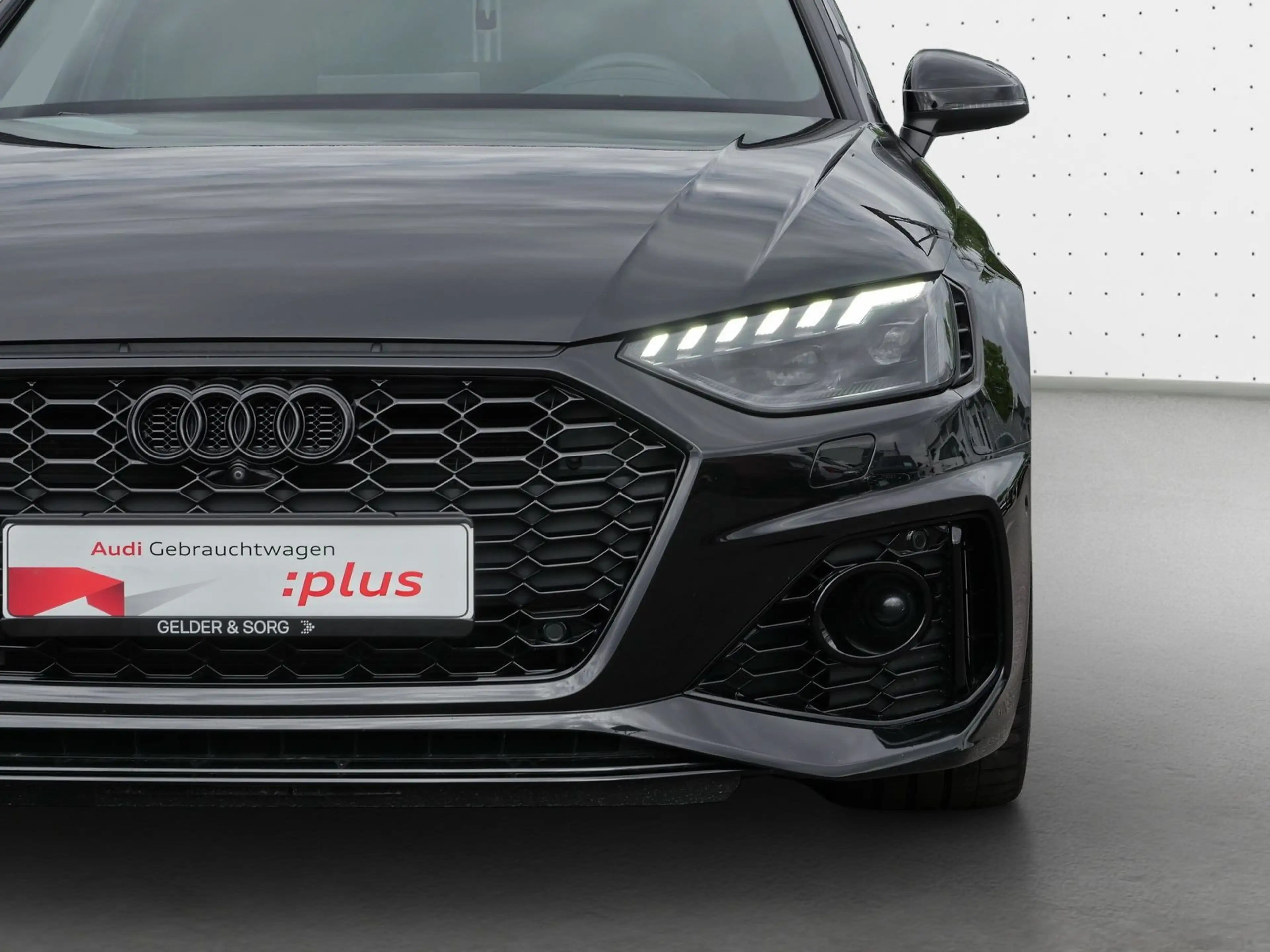 Audi RS4 quattro B&O*Schwarz*Pano*HuD*360° — photo 12