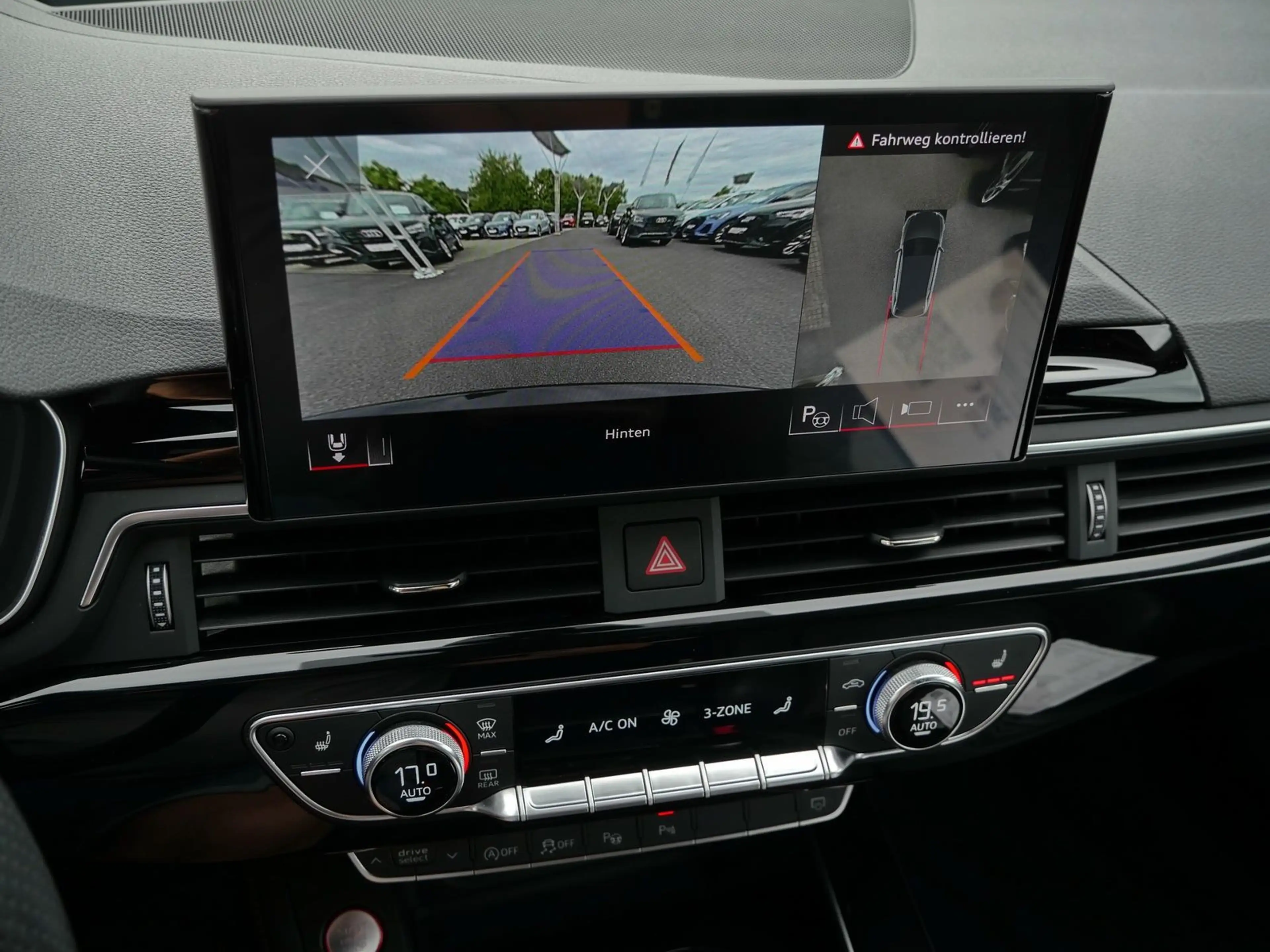Audi RS4 quattro B&O*Schwarz*Pano*HuD*360° — photo 15