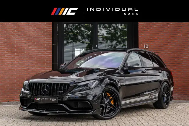 Mercedes-Benz C 63 AMG