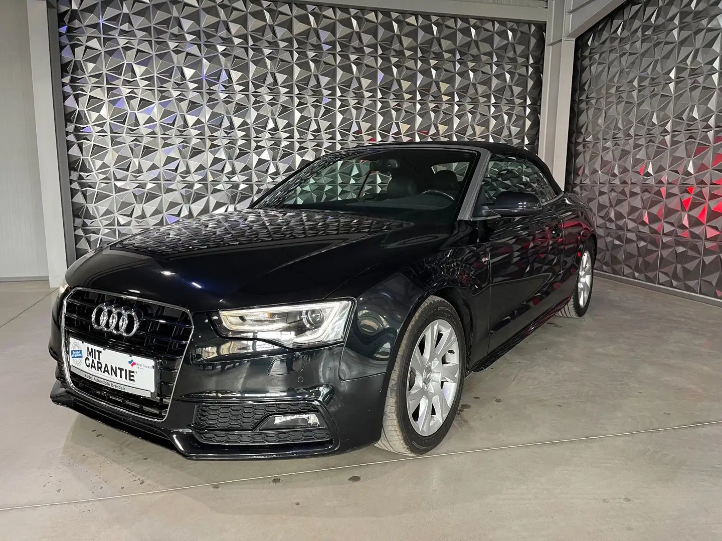 Audi A5 Cabriolet 2.0 TDI *LED*NAV*S-Line*LM-Felgen* Noir - 1