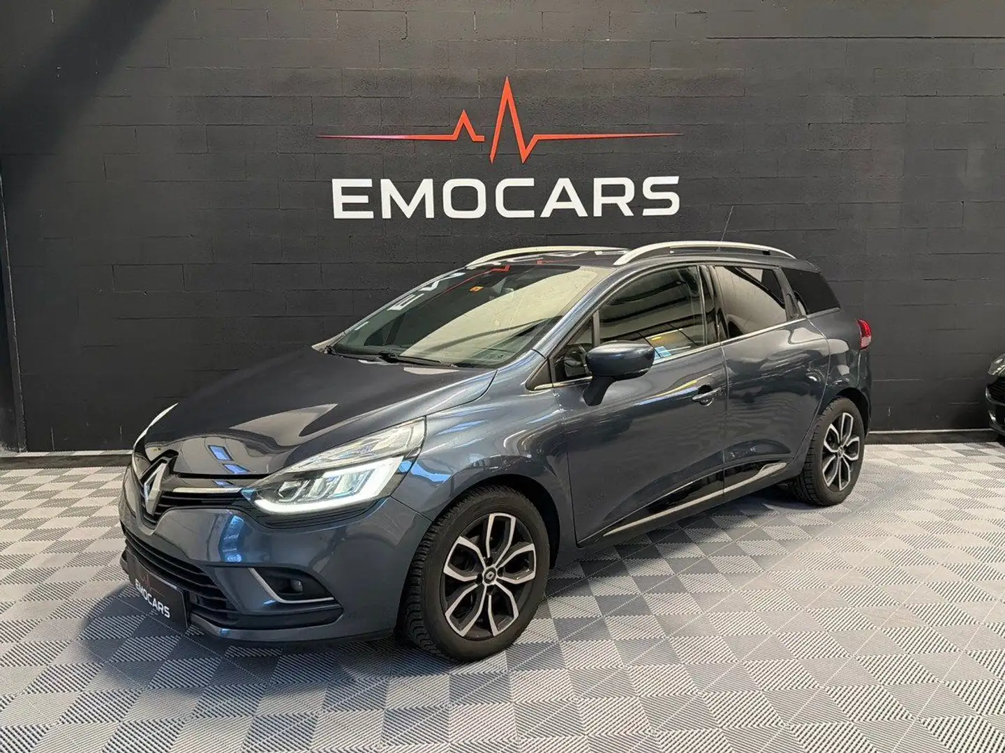 Renault Clio IV ESTATE INTENS 1.5 dci 90ch EDC Gris - 2