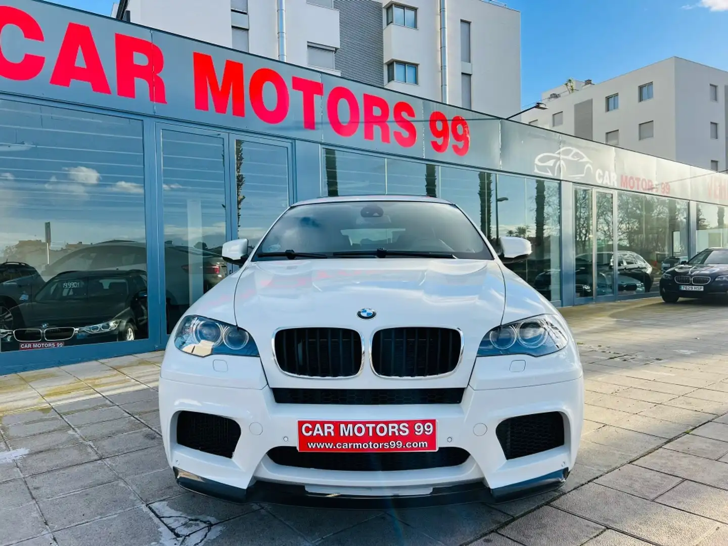 BMW X6 M A Weiß - 2