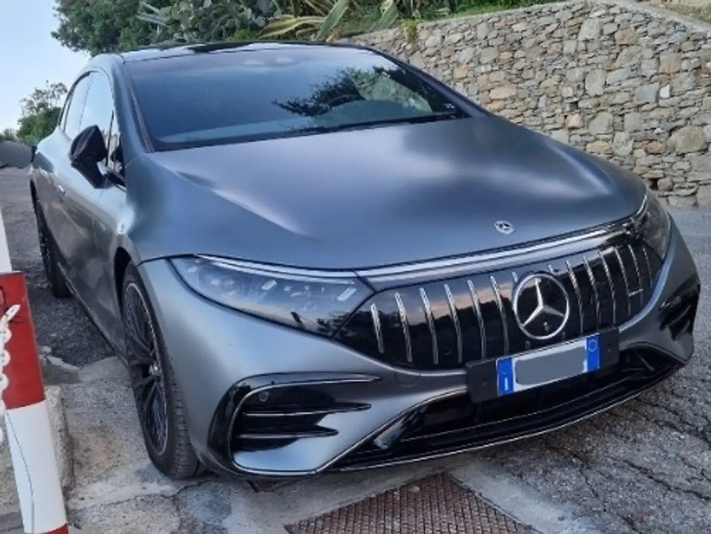 Mercedes-Benz EQS AMG 53 Luxury 4matic+,Hyperscreen,4 ruote sterzant Gris - 1