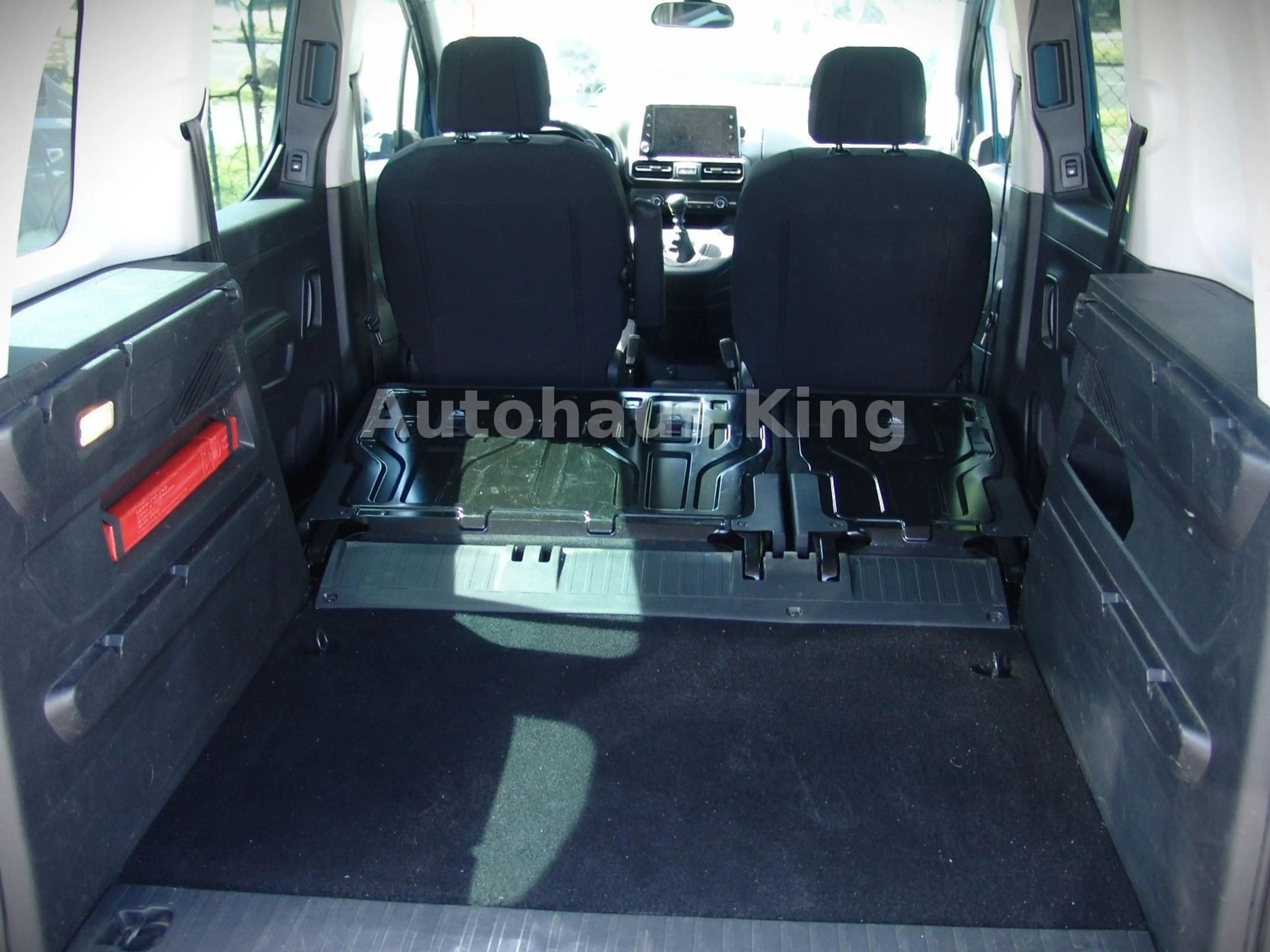 Opel Combo Life E Edition -NAVI/5Si/ — photo 10