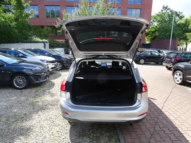 Ford Focus view 5