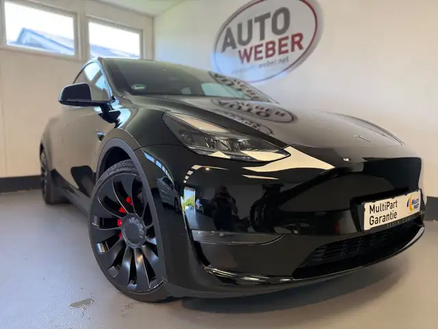 Tesla Model Y MODEL Y PERFORMANCE DUAL MOTOR AWD* SOFORT *