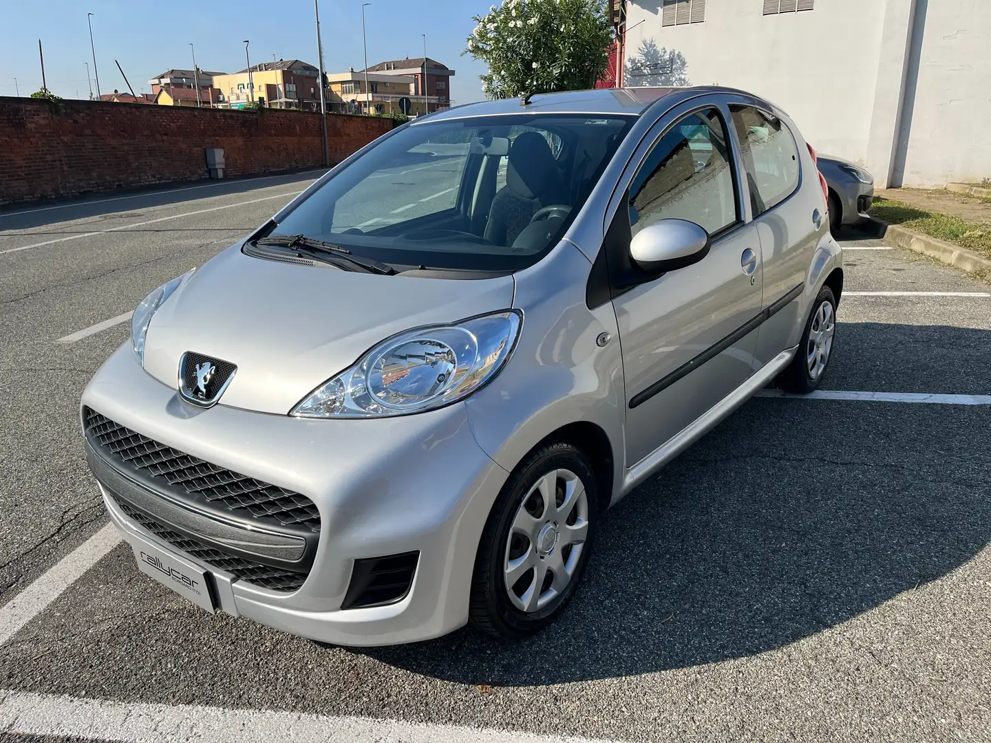 Peugeot 107 107 5p 1.0 12v Plaisir - 1