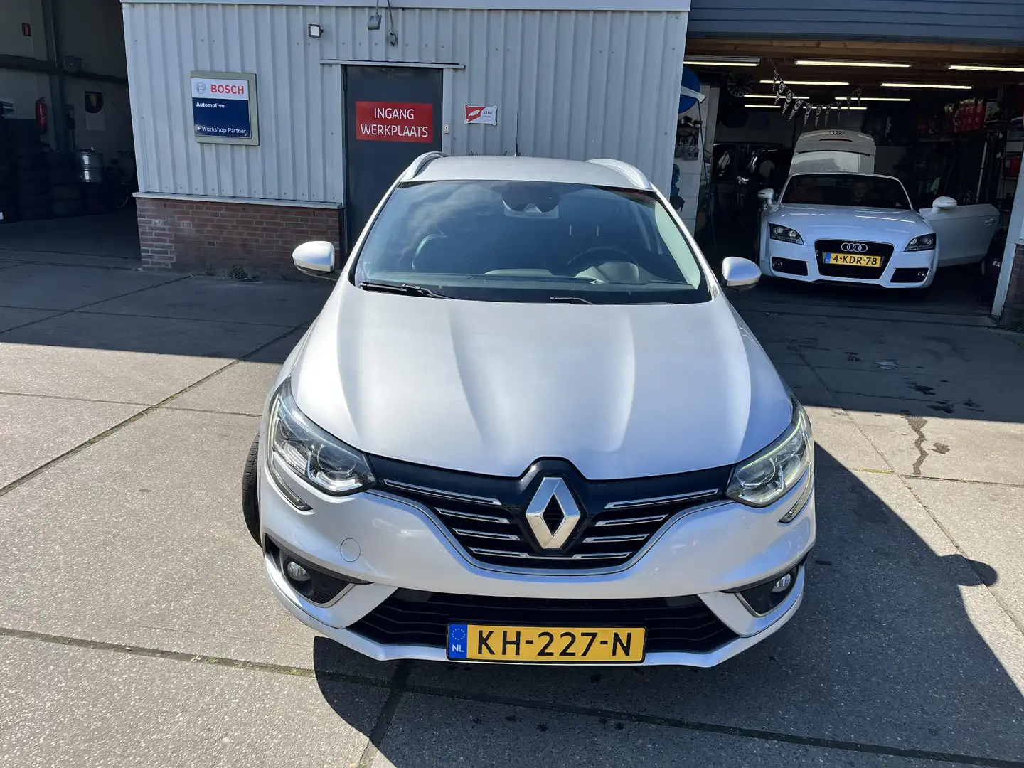 Renault Megane Estate 1.2 TCe Bose Grey - 2