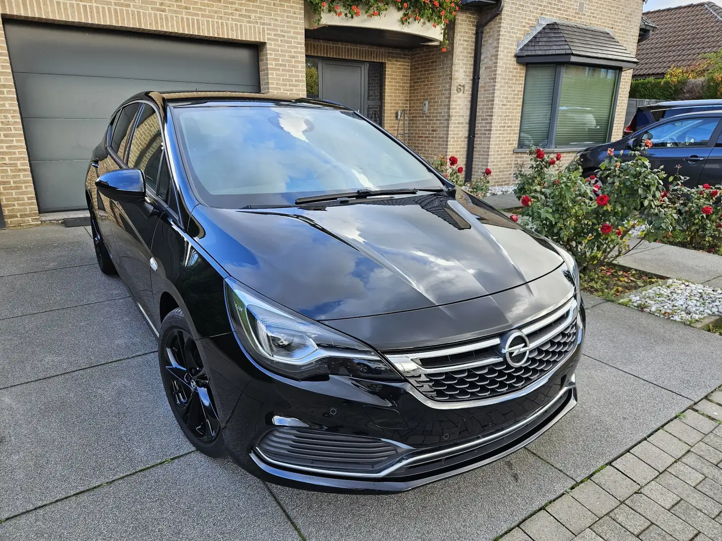 Opel Astra 1.0 / ** SPORT PACK / CAMERA / AUTOMAAT ** - 2