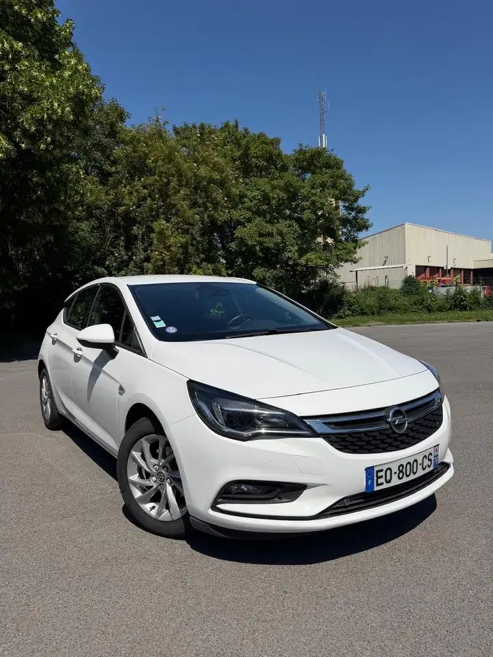 Opel Astra 1.0 Turbo 105 ch ECOTEC Start/Stop Innov