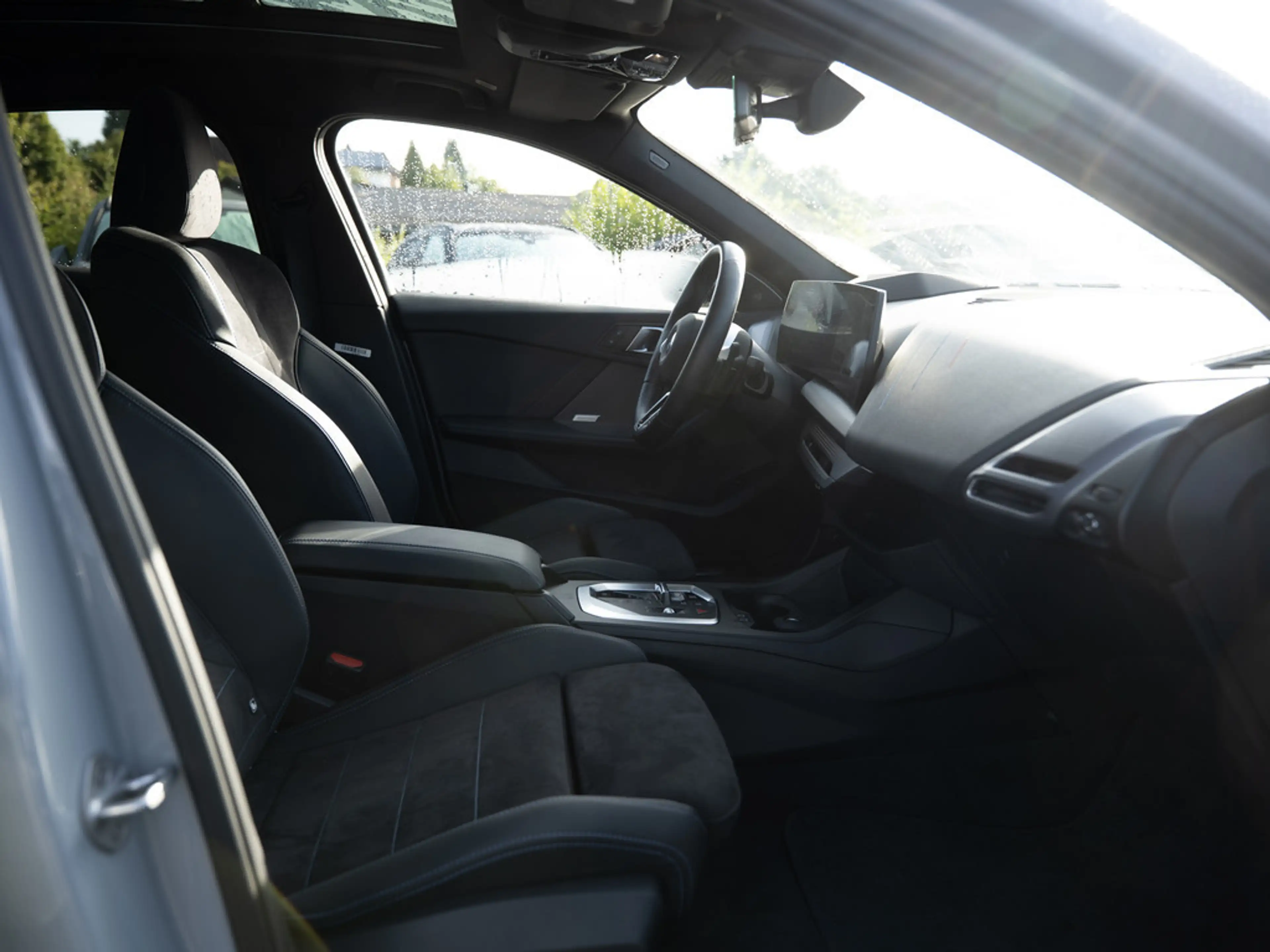 BMW 120 M-Sport PANO AHK HUD 360° LED ACC NAVI — photo 8
