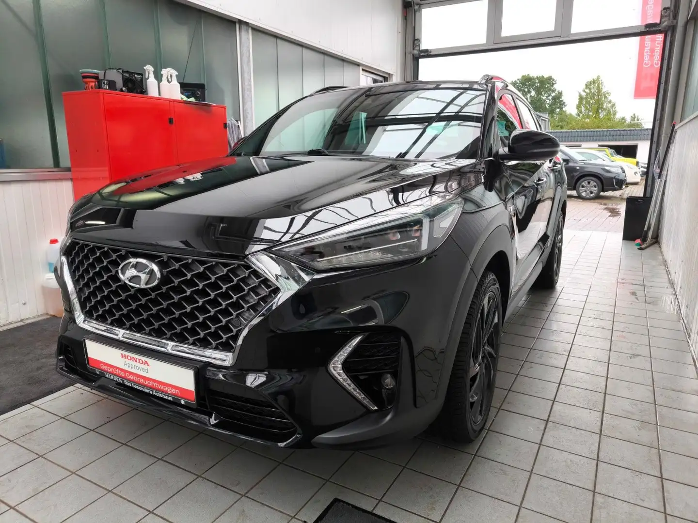 Hyundai TUCSON 1.6 N Line 4WD Schwarz - 2