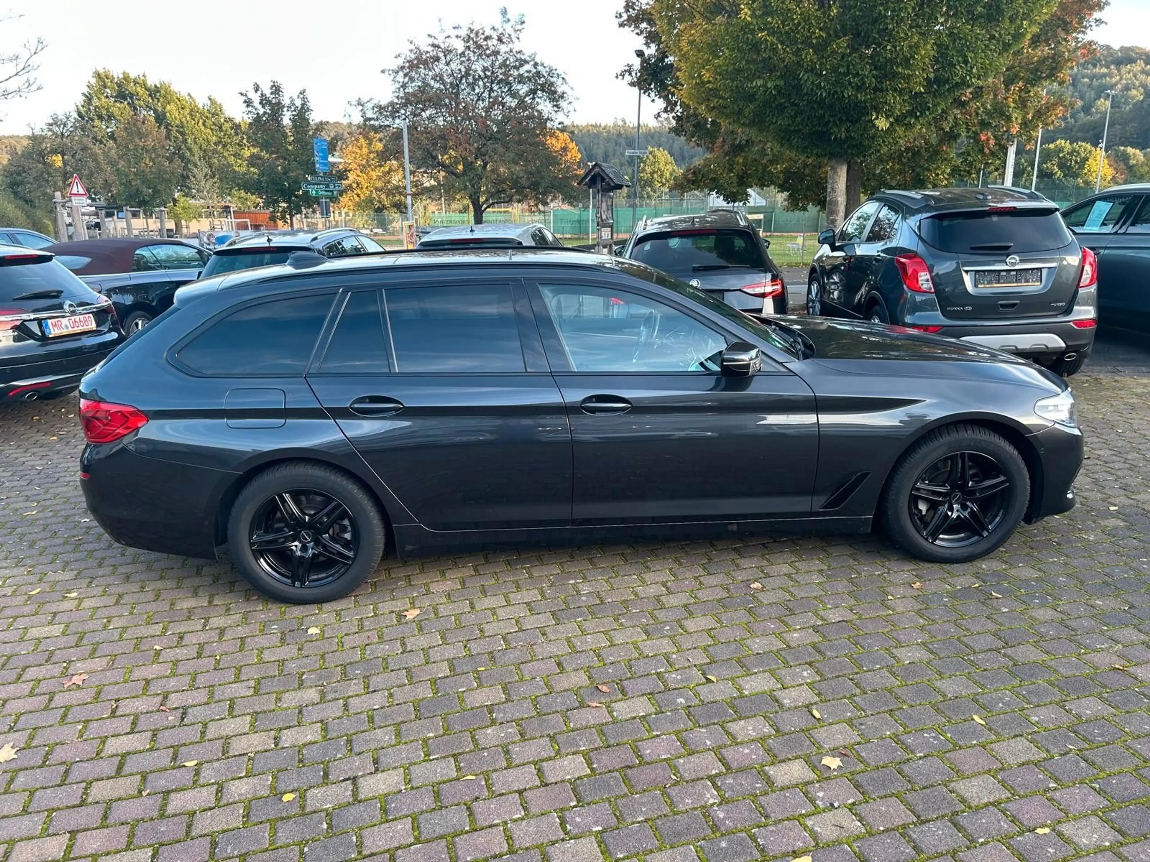 BMW 530 i xDrive Sport Line Fast Voll — photo 5
